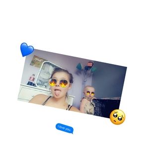 Meet your Posher, Madison